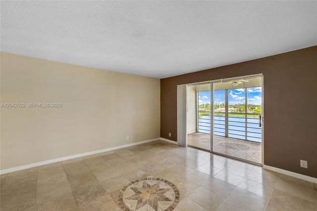 321 SE 3rd St 408, Dania Beach, FL 33004