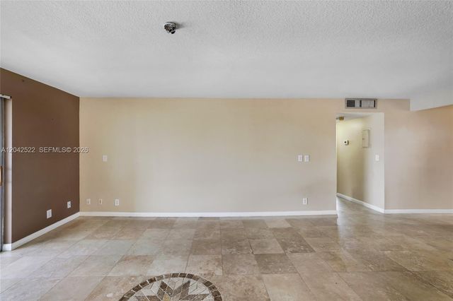 321 SE 3rd St 408, Dania Beach, FL 33004