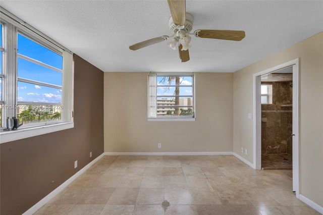 321 SE 3rd St 408, Dania Beach, FL 33004