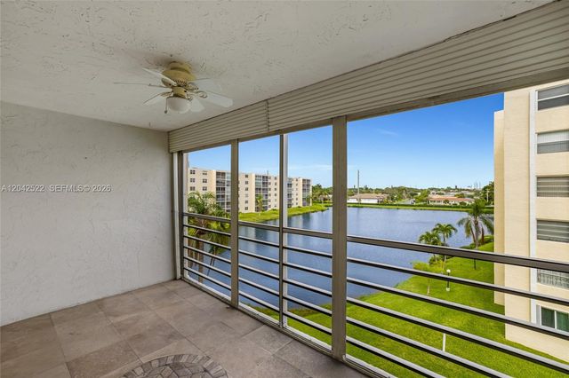 321 SE 3rd St 408, Dania Beach, FL 33004