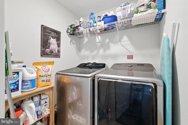 1052 OWENS RD, Oxon Hill, MD 20745