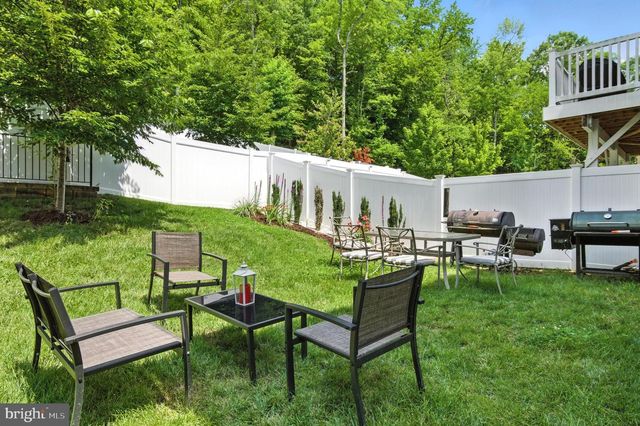 1052 OWENS RD, Oxon Hill, MD 20745