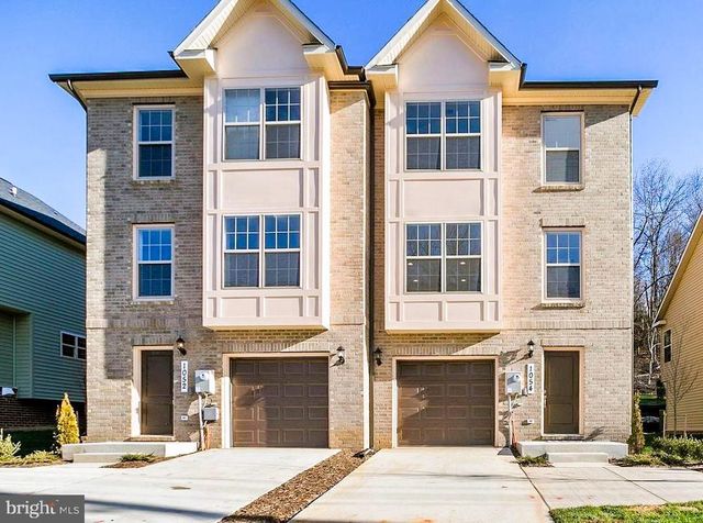 1052 OWENS RD, Oxon Hill, MD 20745
