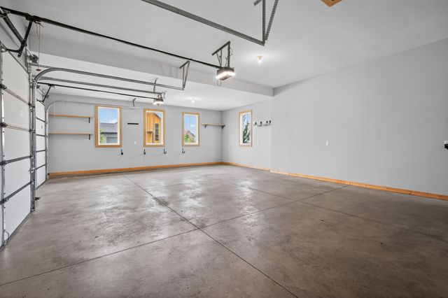 3671 N Callison Avenue, Cumming, IA 50061