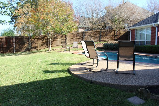 2131 Deer Run, Denison, TX 75020