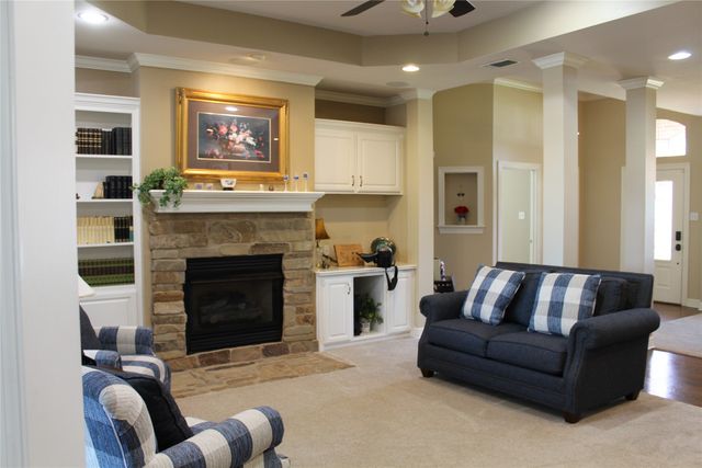 2131 Deer Run, Denison, TX 75020