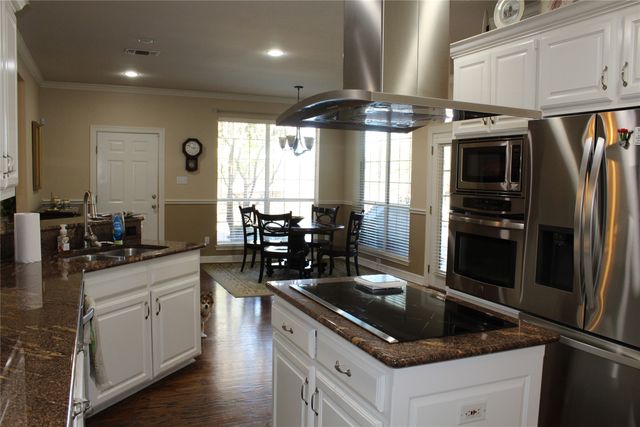 2131 Deer Run, Denison, TX 75020