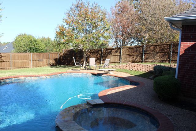 2131 Deer Run, Denison, TX 75020
