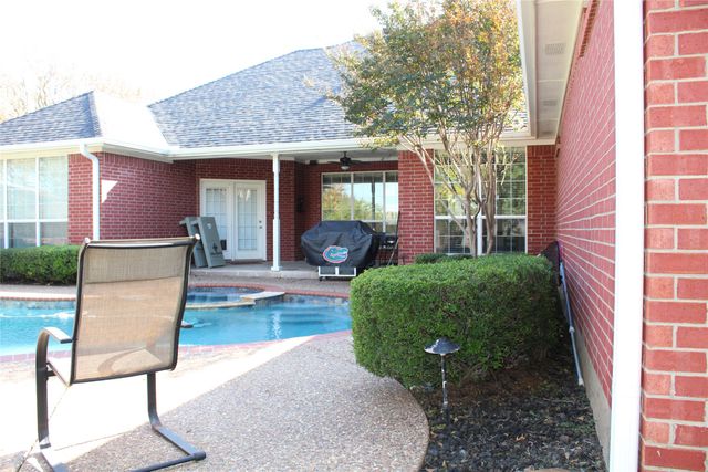 2131 Deer Run, Denison, TX 75020