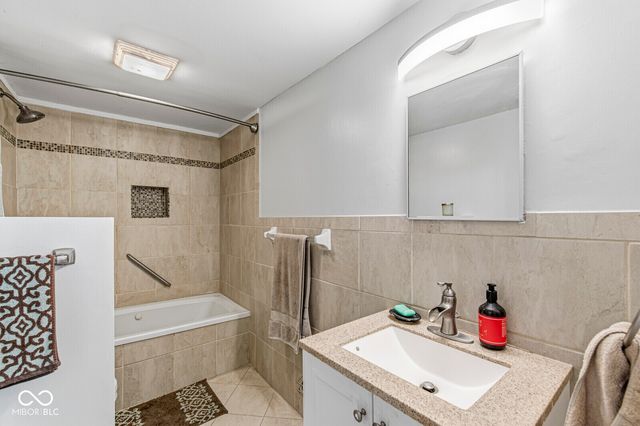 4540 S County Road 1400 E, Kirklin, IN 46050