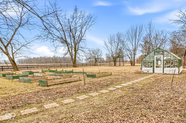 4540 S County Road 1400 E, Kirklin, IN 46050