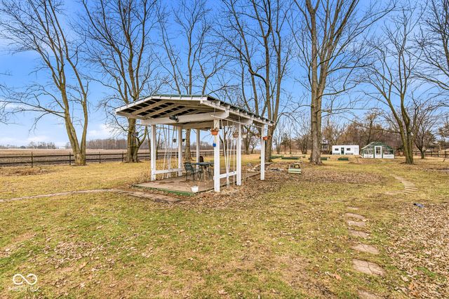 4540 S County Road 1400 E, Kirklin, IN 46050