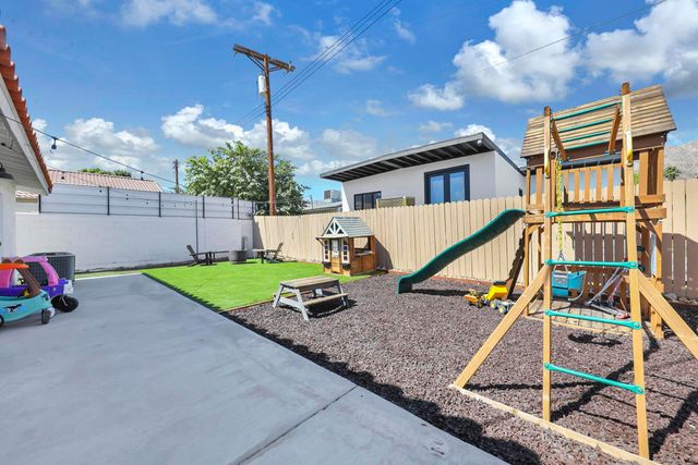 51685 Avenida Herrera, La Quinta, CA 92253
