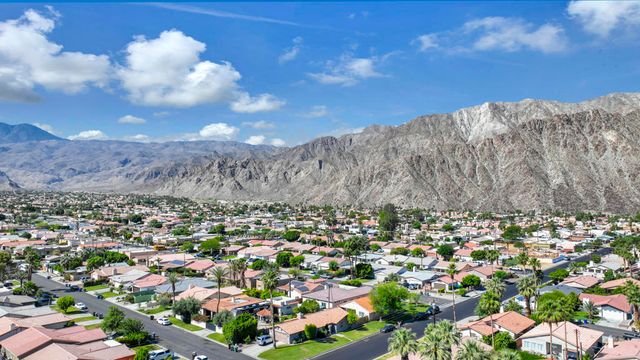51685 Avenida Herrera, La Quinta, CA 92253