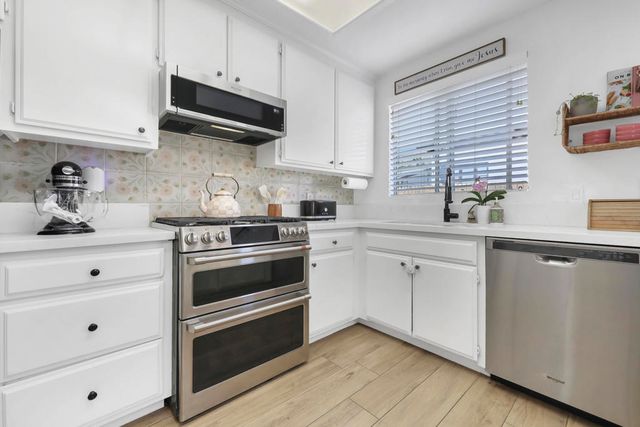 51685 Avenida Herrera, La Quinta, CA 92253