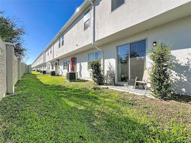 1393 CAPTIVA COVE 21, Sanford, FL 32771
