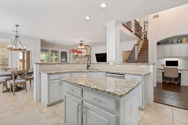 1300 Burnett Drive, Lantana, TX 76226
