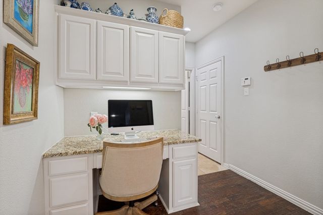 1300 Burnett Drive, Lantana, TX 76226