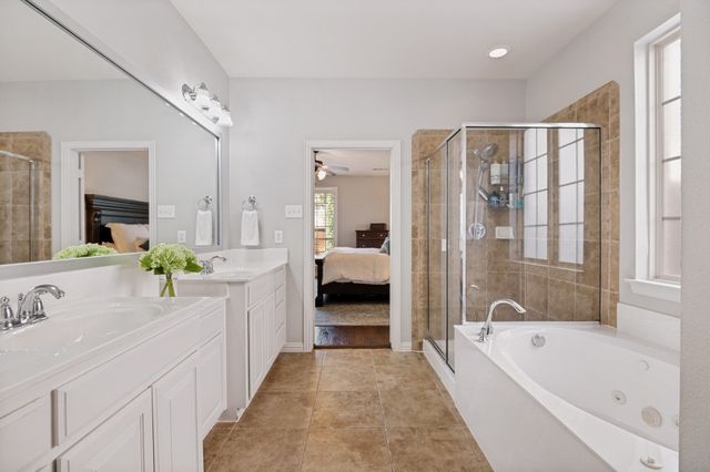 1300 Burnett Drive, Lantana, TX 76226