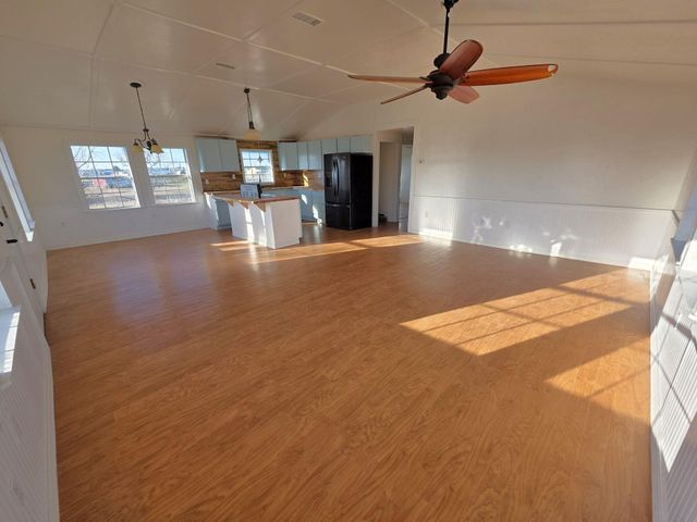405 Blue Water Boulevard, Sargent, TX 77414