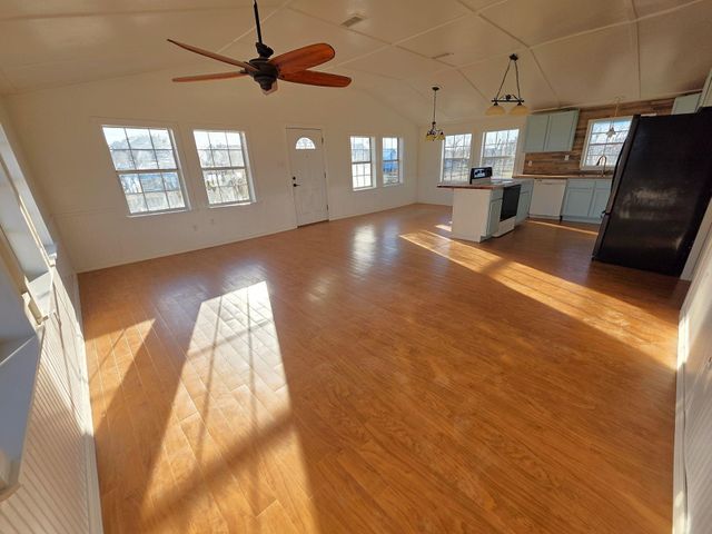 405 Blue Water Boulevard, Sargent, TX 77414