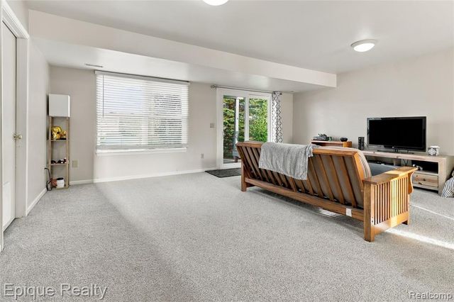 5063 Blue Spruce Drive, Ypsilanti, MI 48197