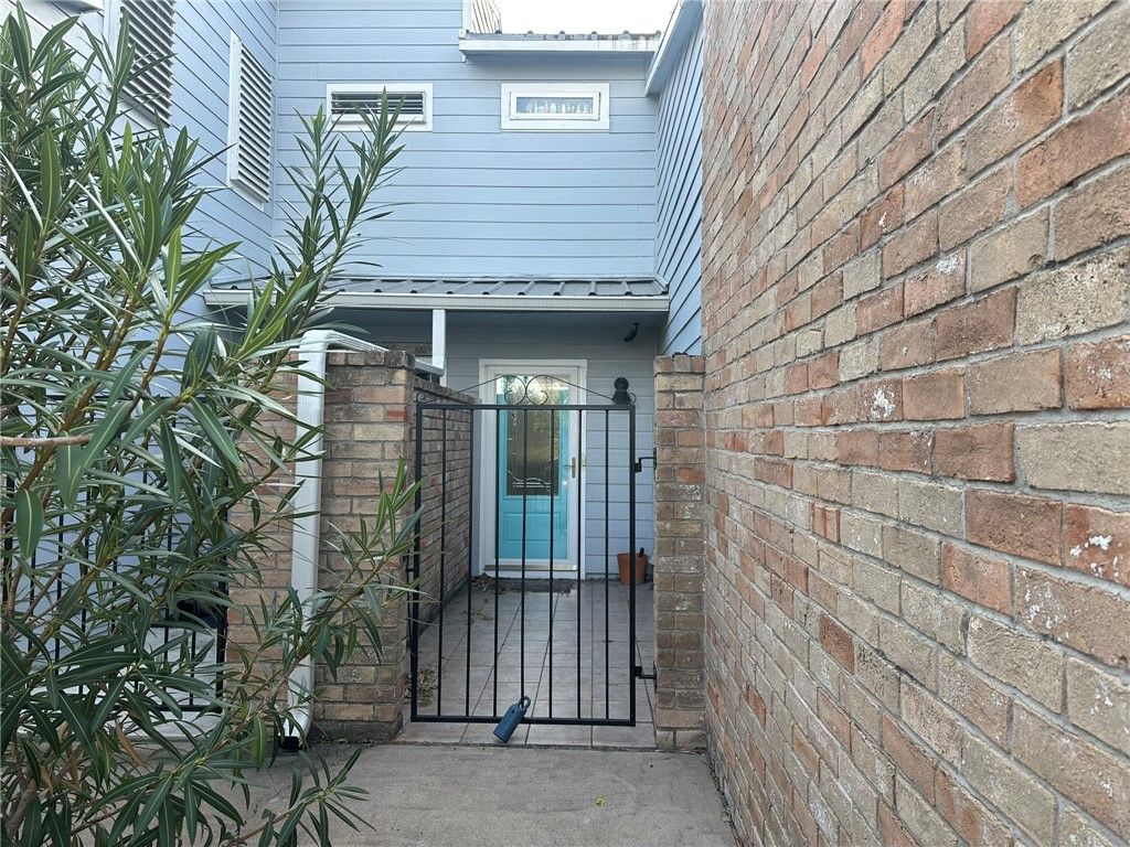 1461 Moore Ave 6, Portland, TX 78374