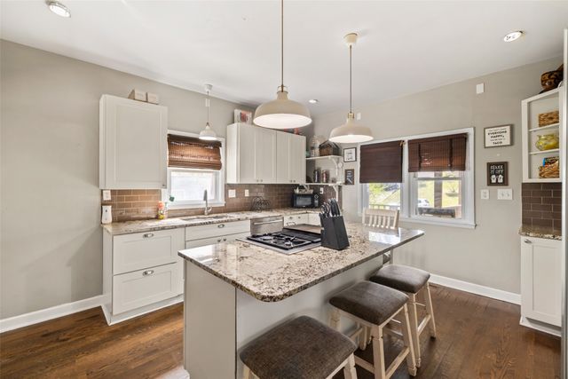 923 Virginia Avenue, Des Moines, IA 50315