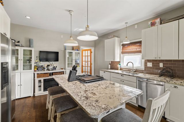 923 Virginia Avenue, Des Moines, IA 50315