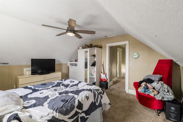 923 Virginia Avenue, Des Moines, IA 50315