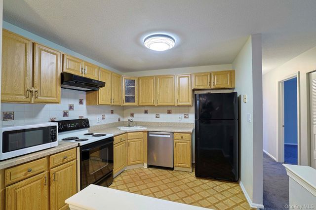 106 Cartwheel Court 23, Washingtonville, NY 10992