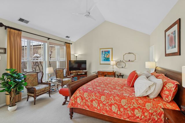 1518 N North Park Street, Chicago, IL 60610