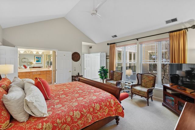 1518 N North Park Street, Chicago, IL 60610