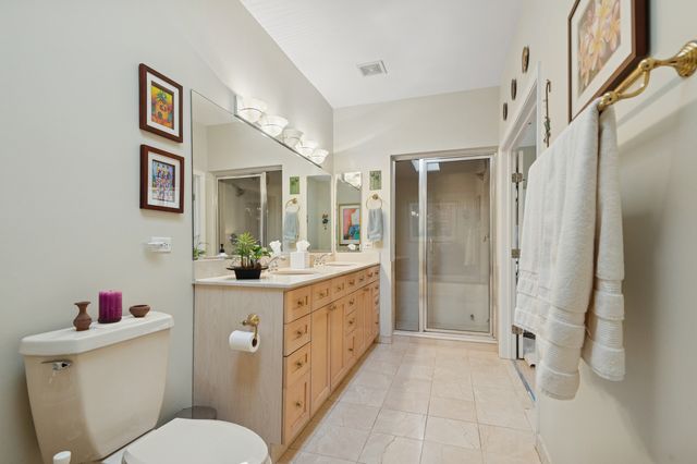 1518 N North Park Street, Chicago, IL 60610