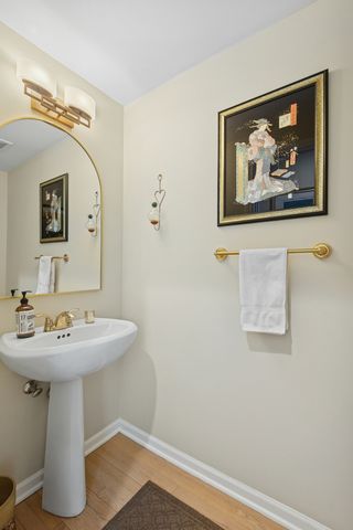 1518 N North Park Street, Chicago, IL 60610