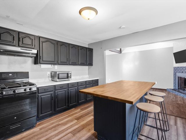 767-1 Heritage Road, Valparaiso, IN 46385