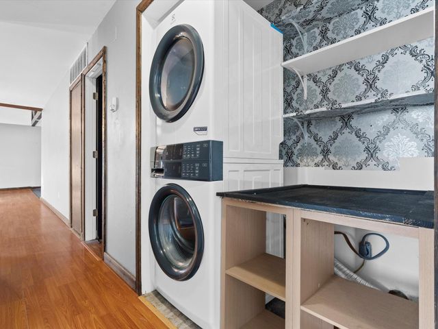 767-1 Heritage Road, Valparaiso, IN 46385