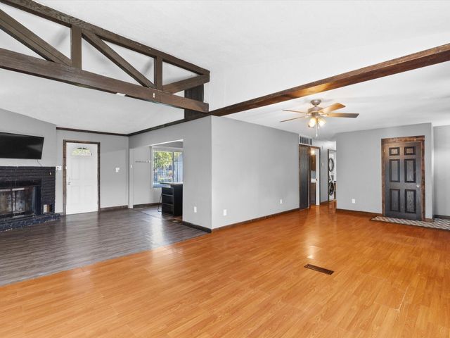 767-1 Heritage Road, Valparaiso, IN 46385