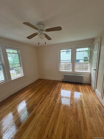 35 Lindbergh Lane, New City, NY 10956