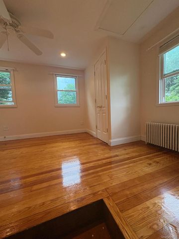 35 Lindbergh Lane, New City, NY 10956