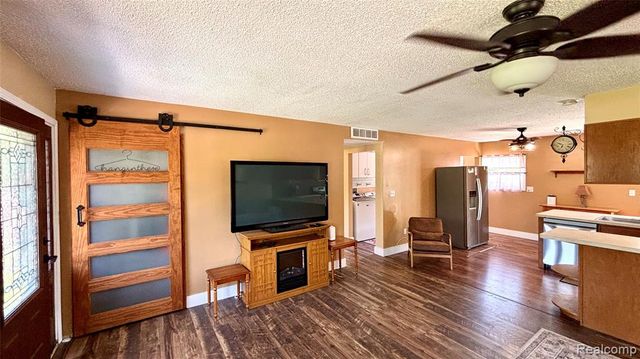 20385 Empire Street, Taylor, MI 48180