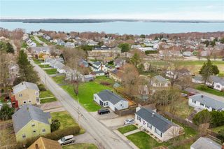 64 Pocasset Avenue, Tiverton, RI 02878