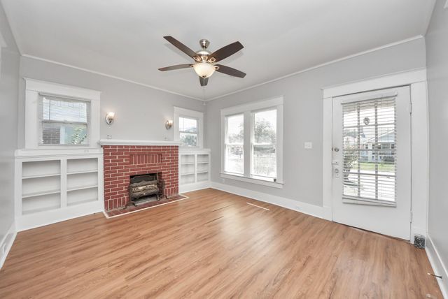 6 Jenkins Street, Houston, TX 77003