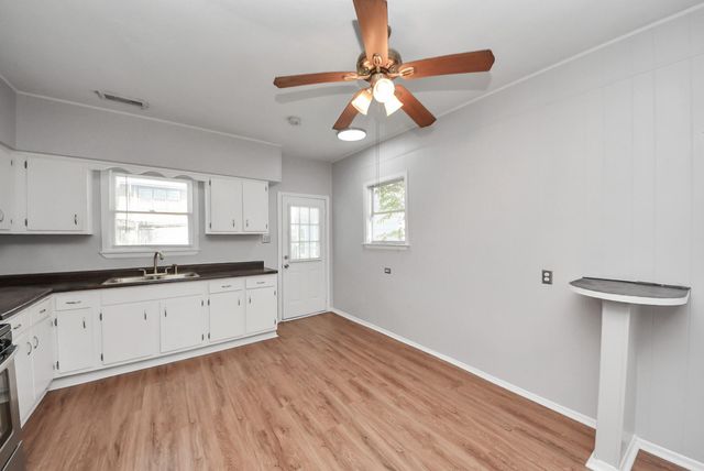 6 Jenkins Street, Houston, TX 77003