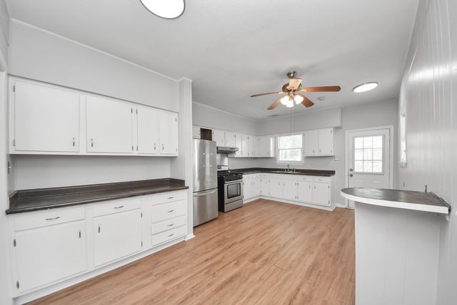 6 Jenkins Street, Houston, TX 77003