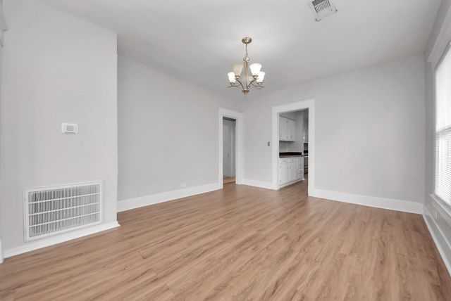 6 Jenkins Street, Houston, TX 77003