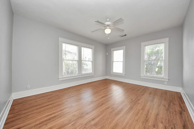 6 Jenkins Street, Houston, TX 77003