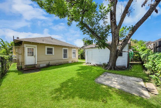 6 Jenkins Street, Houston, TX 77003