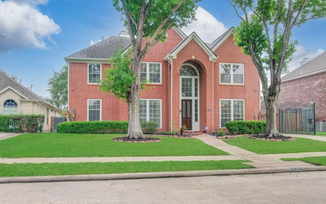 12427 Shadycrest Drive, Houston, TX 77082