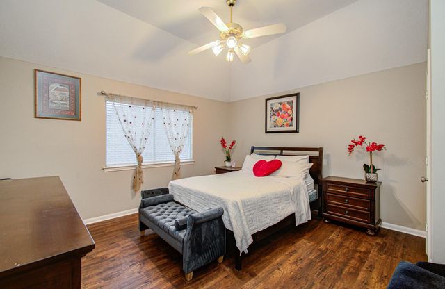 12427 Shadycrest Drive, Houston, TX 77082